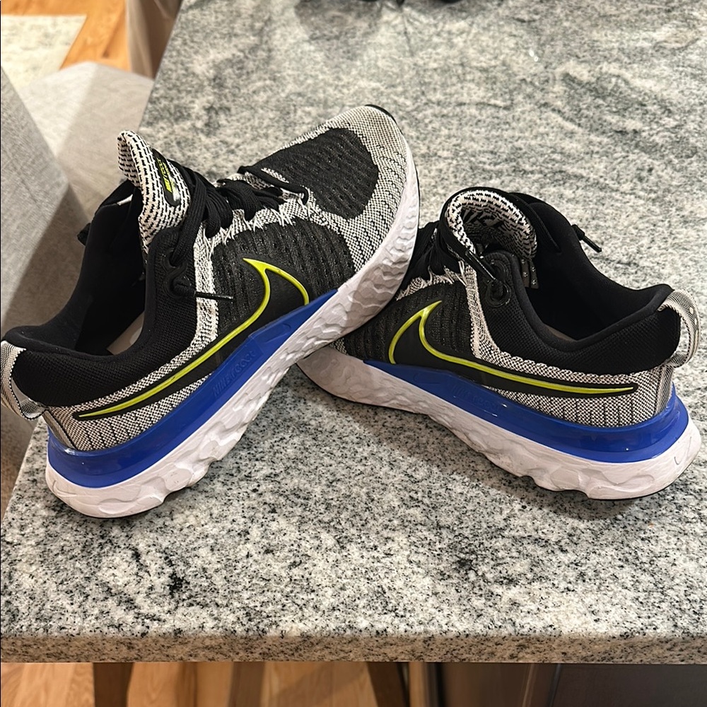 Men’s Nike React Infinity Flynit 9.5
